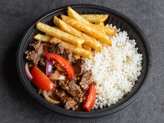 Lomo Saltado